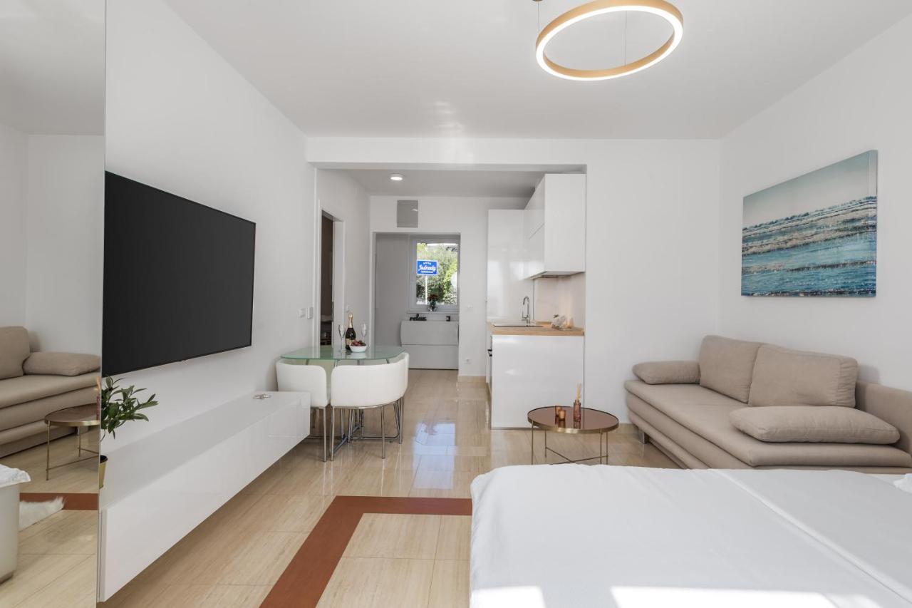 Luxury Studio Apartment Honeymoon Селце Экстерьер фото