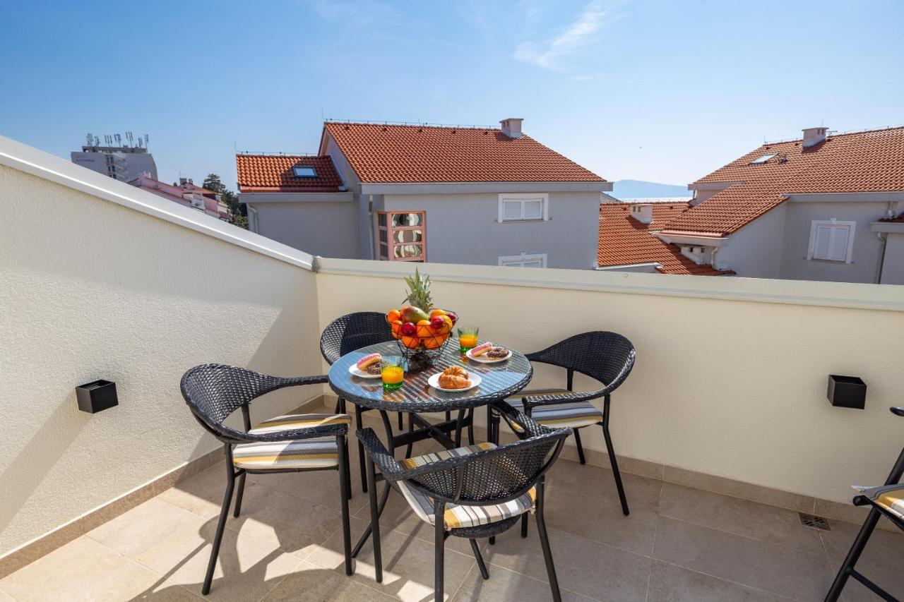 Luxury Studio Apartment Honeymoon Селце Экстерьер фото