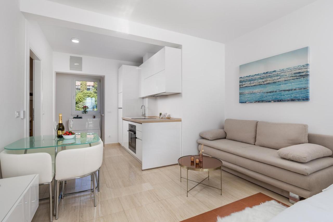 Luxury Studio Apartment Honeymoon Селце Экстерьер фото